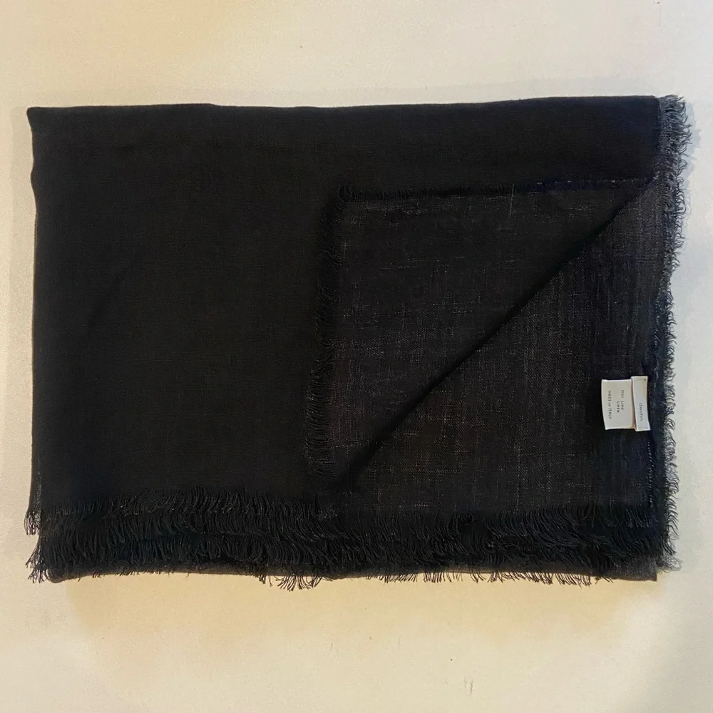 Destin Linen Scarf Wrap Black Gray Made in Italy $340 Retail Luxury Brand - Picture 13 of 16